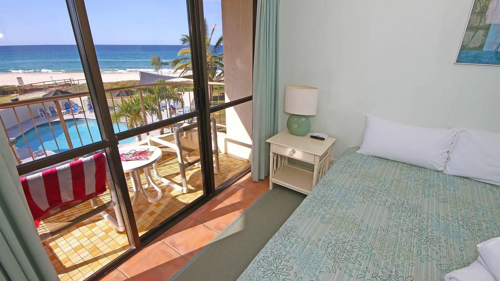 San Simeon Beachfront Apartments Tugun Gold Coast